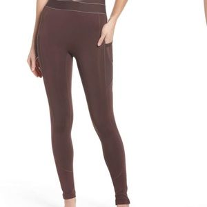 Free People “Barre Legging” in navy XS NWOT